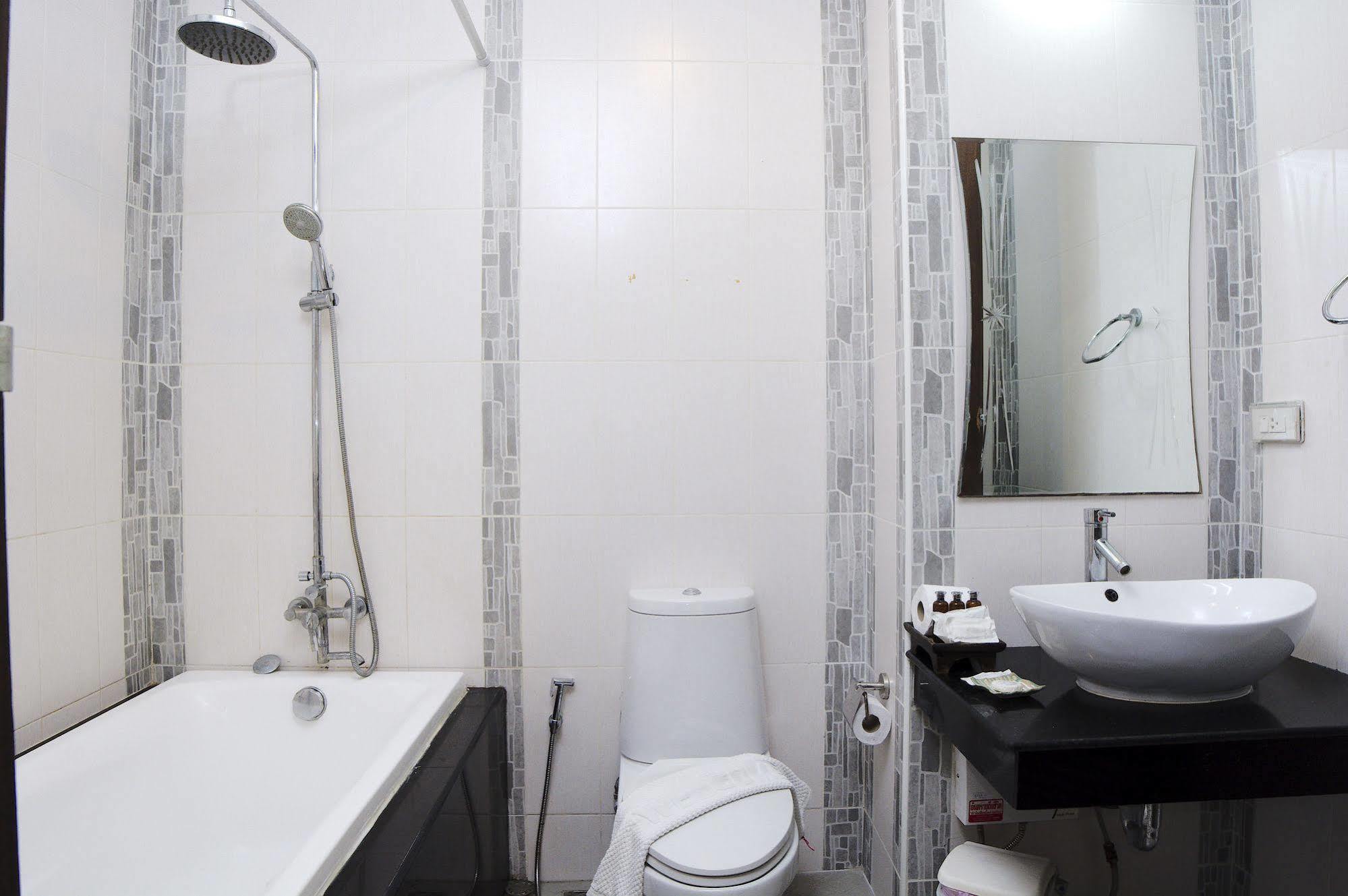 'צ'אוונג ביץ Whispering Palms Suite מראה חיצוני תמונה